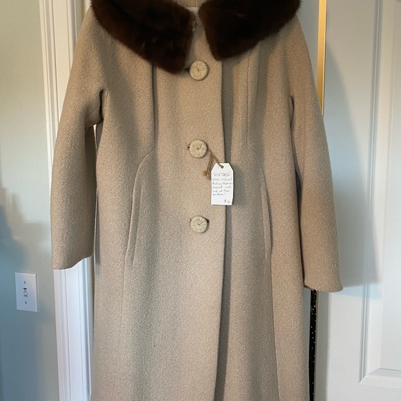 Vintage Mink Collared Coat - Picture 3 of 6